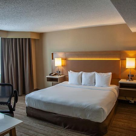 Edmonton Hotel & Convention Center Edmonton Exteriér fotografie